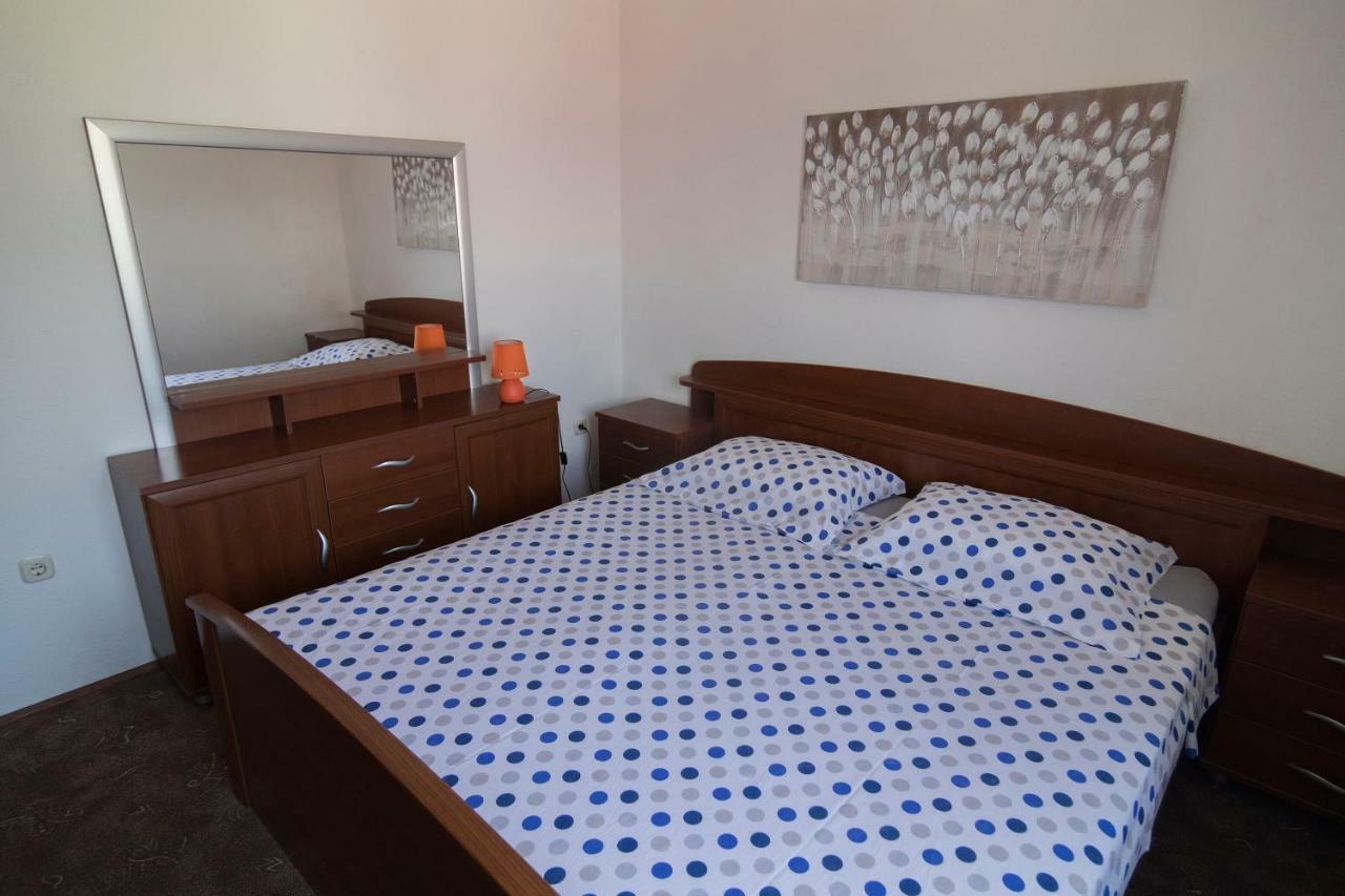 Apartments Ivana Postira Ngoại thất bức ảnh