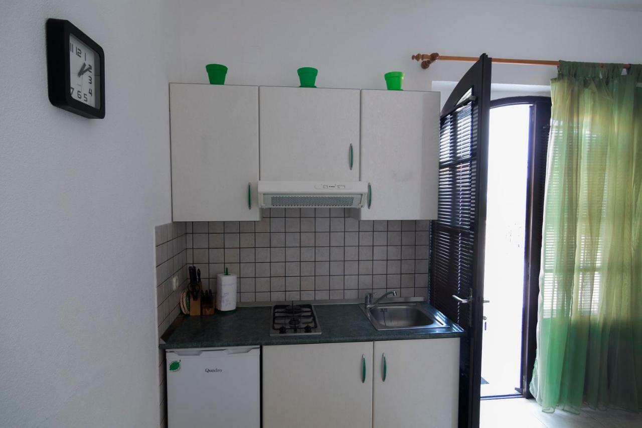 Apartments Ivana Postira Ngoại thất bức ảnh