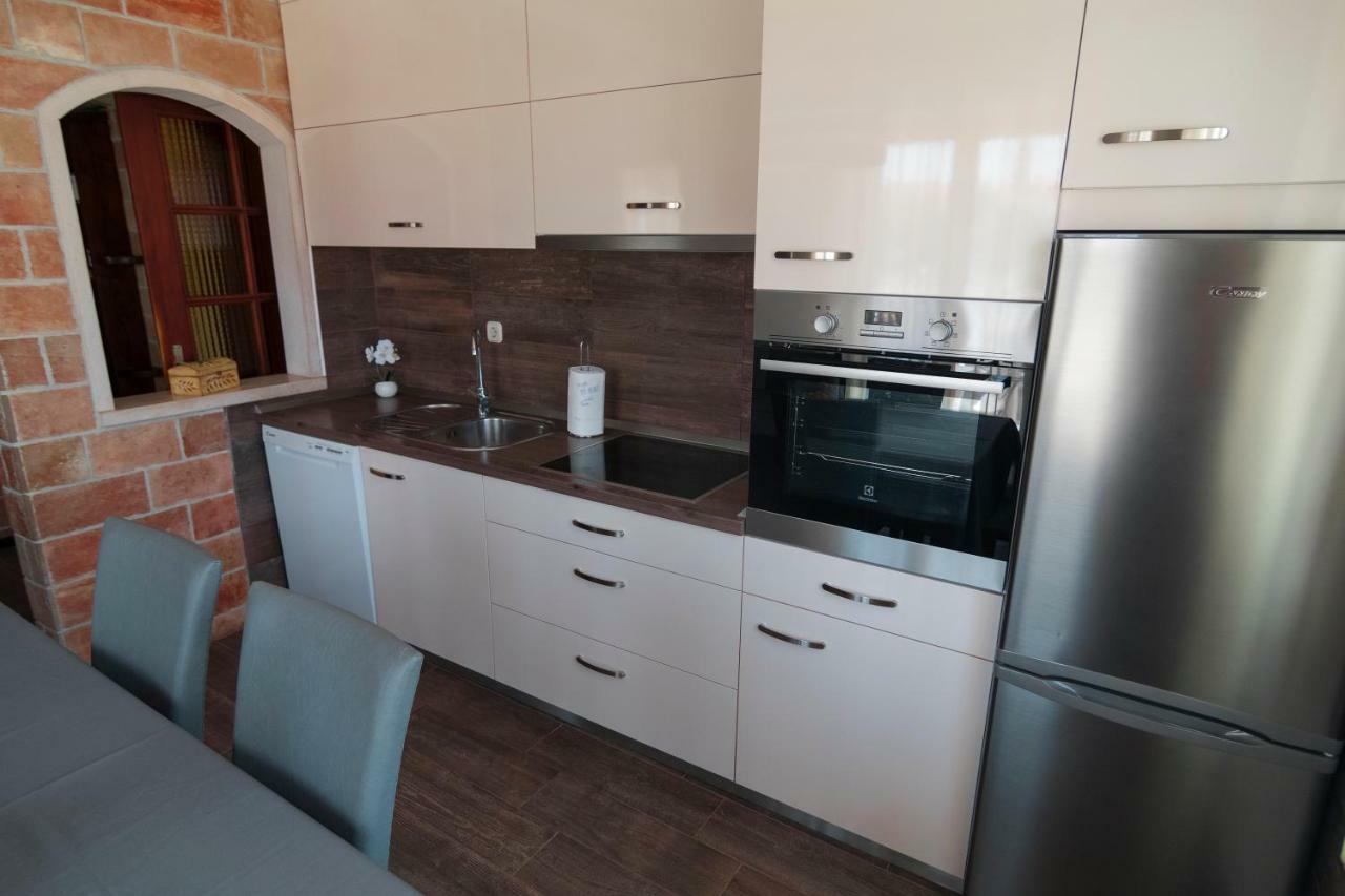 Apartments Ivana Postira Ngoại thất bức ảnh