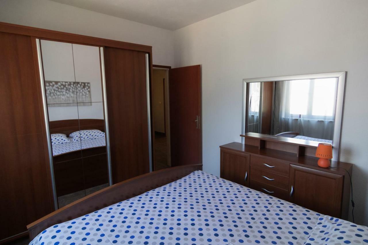 Apartments Ivana Postira Ngoại thất bức ảnh