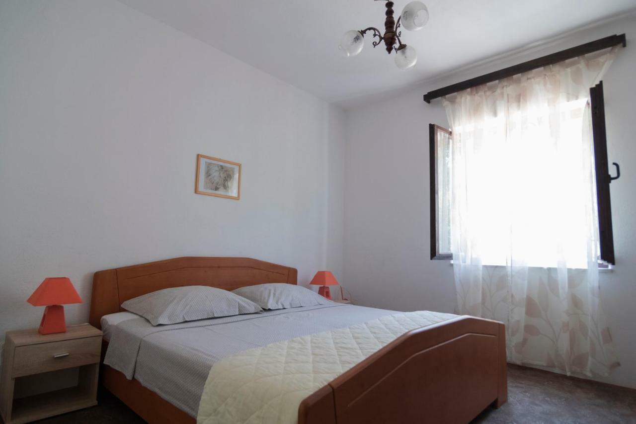 Apartments Ivana Postira Ngoại thất bức ảnh